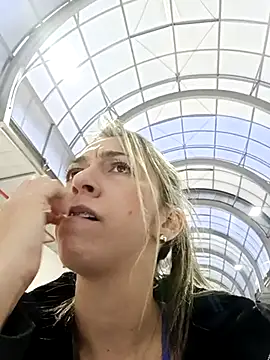 Snapshot of rachellboom chatting on February 28, 2025, 11:12 pm rachellboom online show from February 28, 2025, 11:12 pm