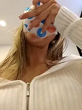 Snapshot of rachellboom chatting on March 9, 2025, 12:53 am rachellboom online show from March 9, 2025, 12:53 am