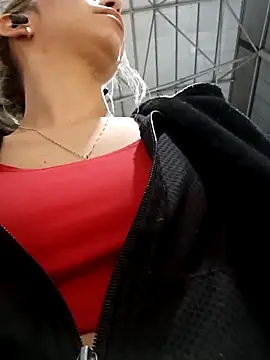 Snapshot of rachellboom chatting on March 13, 2025, 12:16 am rachellboom online show from March 13, 2025, 12:16 am