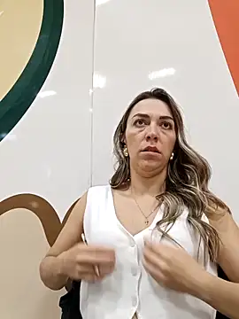 Snapshot of rachellboom chatting on October 14, 2025, 9:59 pm rachellboom online show from October 14, 2025, 9:59 pm