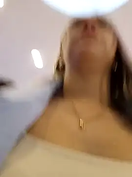 Snapshot of rachellboom chatting on February 19, 2026, 11:12 pm rachellboom online show from February 19, 2026, 11:12 pm