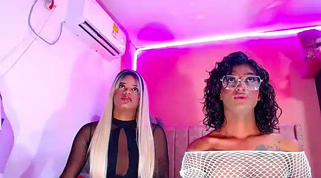 Snapshot of vanessa_nauthygirls chatting on February 17, 2025, 6:26 pm vanessa nauthygirls online show from February 17, 2025, 6:26 pm