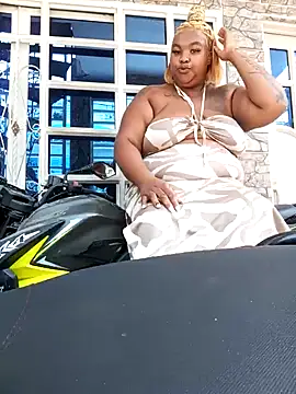 Snapshot of briyinabloom_ chatting on January 29, 2025, 4:30 pm briyinabloom online show from January 29, 2025, 4:30 pm