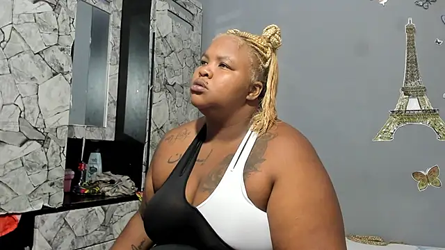 Snapshot of briyinabloom_ chatting on February 7, 2025, 1:53 pm briyinabloom online show from February 7, 2025, 1:53 pm