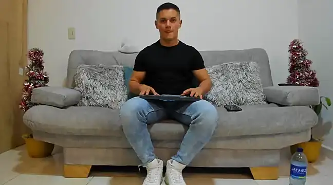 julian wallace online show from December 19, 2024, 2:45 am