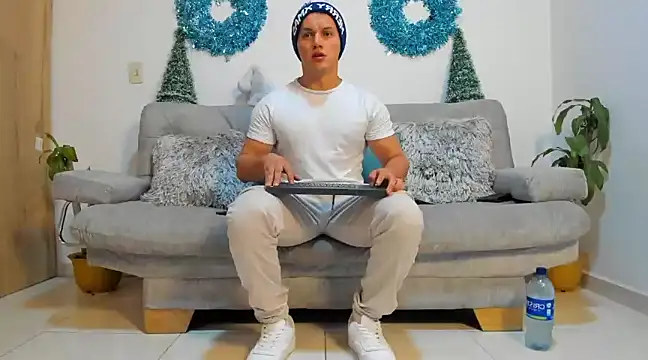 julian wallace online show from December 25, 2024, 1:53 am