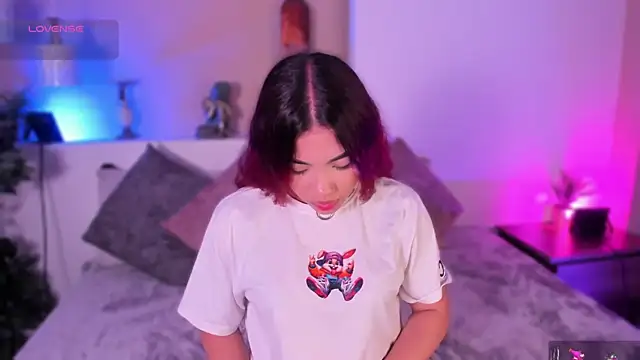 Lee Ash online show from January 15, 2026, 4:17 am