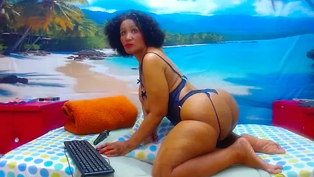 Snapshot of KARLASKYYxx chatting on July 21, 2026, 5:37 pm KARLASKYYxx online show from July 21, 2026, 5:37 pm