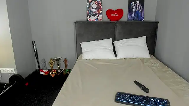 Snapshot of MuscleXXXBarbie chatting on June 12, 2026, 1:59 am MuscleXXXBarbie online show from June 12, 2026, 1:59 am