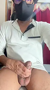 Hot budddy online show from July 19, 2026, 7:06 pm