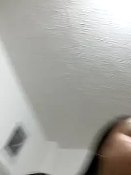 Snapshot of helena_smith chatting on February 14, 2025, 4:04 am helena smith online show from February 14, 2025, 4:04 am