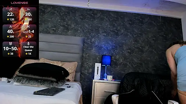 Bella Evans  online show from January 7, 2026, 6:21 pm