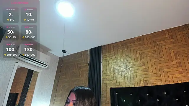 Laross25 online show from April 27, 2026, 8:18 pm