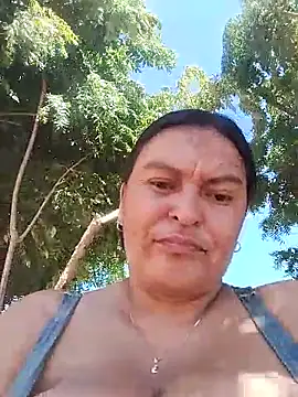 Snapshot of Horny-Mommy-Dirty chatting on July 17, 2026, 3:29 pm Horny-Mommy-Dirty online show from July 17, 2026, 3:29 pm