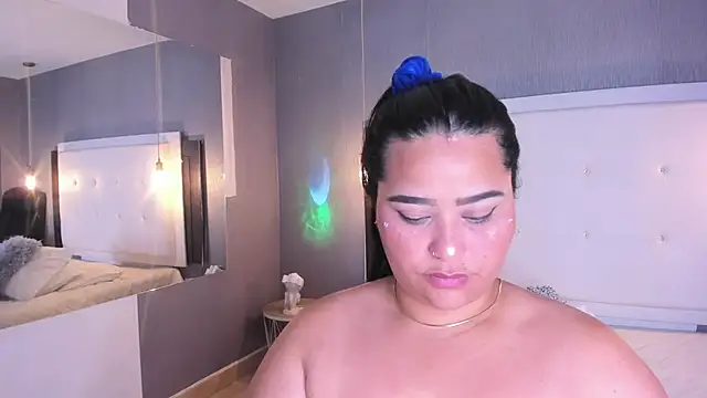 Snapshot of Clarigil chatting on January 24, 2025, 4:17 pm Clarigil online show from January 24, 2025, 4:17 pm