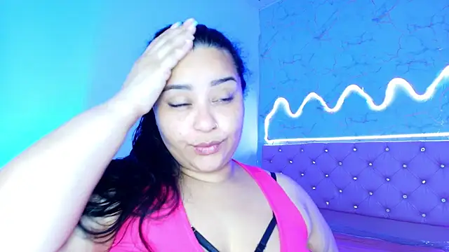 Snapshot of Clarigil chatting on July 4, 2026, 1:06 pm Clarigil online show from July 4, 2026, 1:06 pm