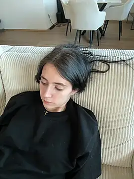 Lena Lang online show from March 4, 2026, 2:34 pm