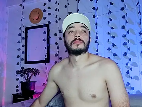 hotlatin92 online show from March 15, 2025, 4:46 am