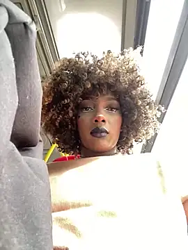 Snapshot of TIFFANYYSTAR chatting on February 25, 2025, 1:39 pm TIFFANYYSTAR online show from February 25, 2025, 1:39 pm