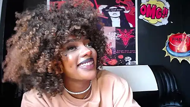 Snapshot of TIFFANYYSTAR chatting on February 25, 2025, 7:47 pm TIFFANYYSTAR online show from February 25, 2025, 7:47 pm