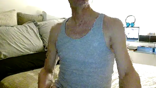 ImYourXtoy online show from May 2, 2026, 8:58 pm