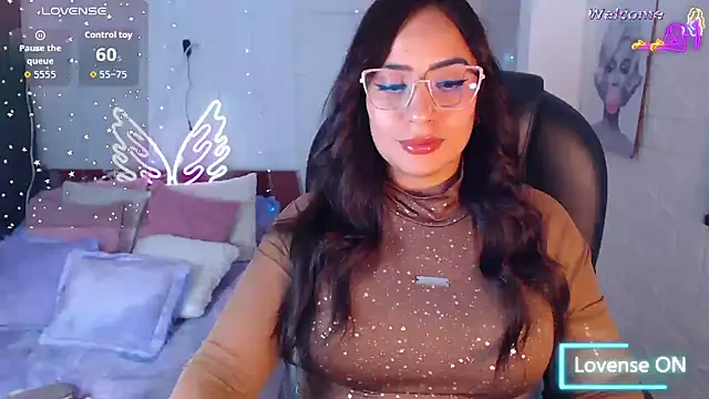 Paulina 627 online show from May 8, 2026, 4:45 pm