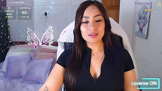 Paulina 627 online show from May 17, 2026, 5:09 pm