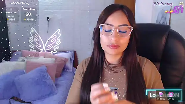 Paulina 627 online show from June 5, 2026, 9:09 pm