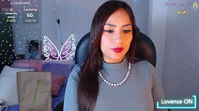 Paulina 627 online show from June 20, 2026, 3:04 pm