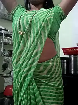 Snapshot of PUNAM_BABY1 chatting on January 6, 2025, 11:18 am PUNAM BABY1 online show from January 6, 2025, 11:18 am