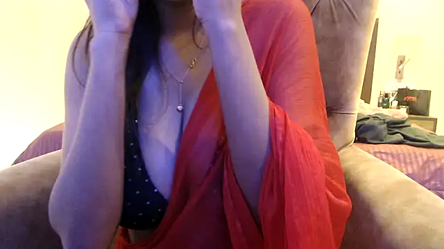 Snapshot of chhui_mui chatting on January 16, 2025, 6:16 pm chhui mui online show from January 16, 2025, 6:16 pm