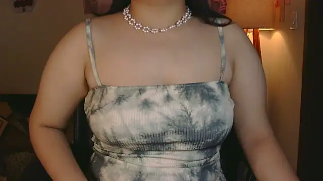 Snapshot of Kriti_02 chatting on October 29, 2025, 8:27 am Kriti 02 online show from October 29, 2025, 8:27 am