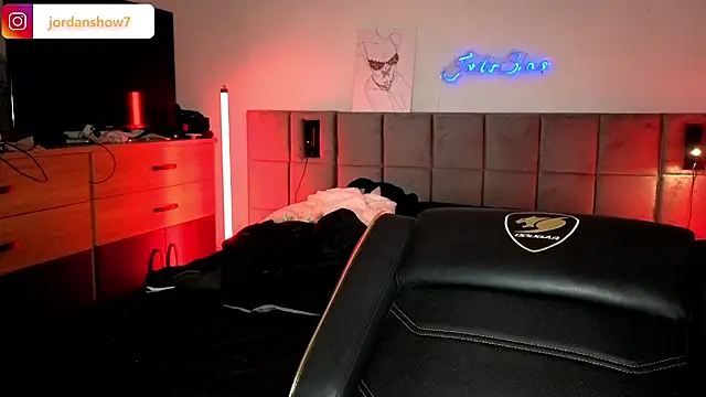 JordanShow online show from September 29, 2025, 4:23 pm