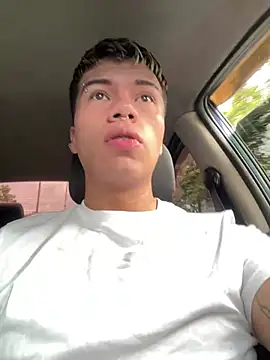 Snapshot of Logan_smith1 chatting on March 19, 2025, 9:48 pm Logan smith1 online show from March 19, 2025, 9:48 pm