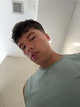 Snapshot of Logan_smith1 chatting on November 25, 2025, 5:57 pm Logan smith1 online show from November 25, 2025, 5:57 pm