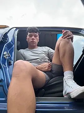 Snapshot of Logan_smith1 chatting on November 26, 2025, 5:58 pm Logan smith1 online show from November 26, 2025, 5:58 pm