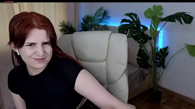 Snapshot of FoxyRayy chatting on September 29, 2025, 6:40 am FoxyRayy online show from September 29, 2025, 6:40 am