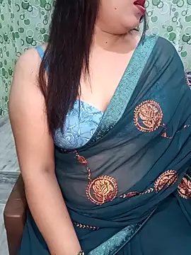 Snapshot of Cute-Raashii chatting on September 24, 2025, 12:58 am Cute-Raashii online show from September 24, 2025, 12:58 am