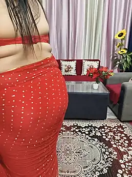Snapshot of Cute-Raashii chatting on June 15, 2026, 11:40 pm Cute-Raashii online show from June 15, 2026, 11:40 pm