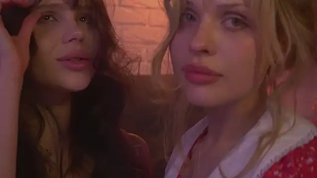 Snapshot of divinelights chatting on February 14, 2025, 10:25 pm divinelights online show from February 14, 2025, 10:25 pm