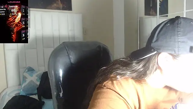 Snapshot of katty_femdom chatting on September 14, 2025, 12:37 pm katty femdom online show from September 14, 2025, 12:37 pm