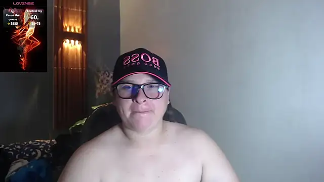 Snapshot of katty_femdom chatting on September 25, 2025, 12:42 pm katty femdom online show from September 25, 2025, 12:42 pm