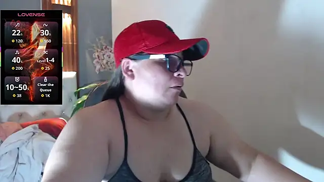 Snapshot of katty_femdom chatting on November 5, 2025, 1:11 pm katty femdom online show from November 5, 2025, 1:11 pm