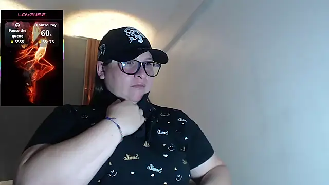 Snapshot of katty_femdom chatting on November 8, 2025, 12:49 pm katty femdom online show from November 8, 2025, 12:49 pm