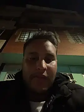 Snapshot of Cristian_099 chatting on October 21, 2025, 11:49 pm Cristian 099 online show from October 21, 2025, 11:49 pm