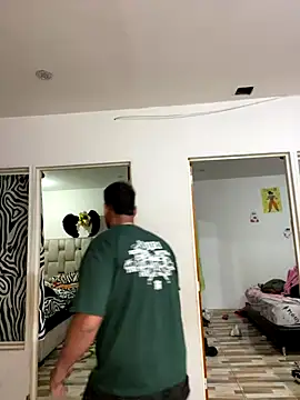 Snapshot of Cristian_099 chatting on December 21, 2025, 8:38 pm Cristian 099 online show from December 21, 2025, 8:38 pm