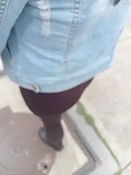 sophie banger online show from November 30, 2025, 6:56 pm