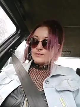 sophie banger online show from May 2, 2026, 8:36 pm