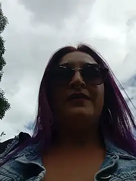 sophie banger online show from May 15, 2026, 7:21 pm