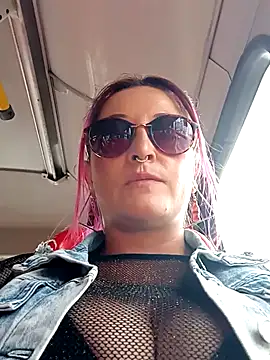 sophie banger online show from June 7, 2026, 6:11 pm